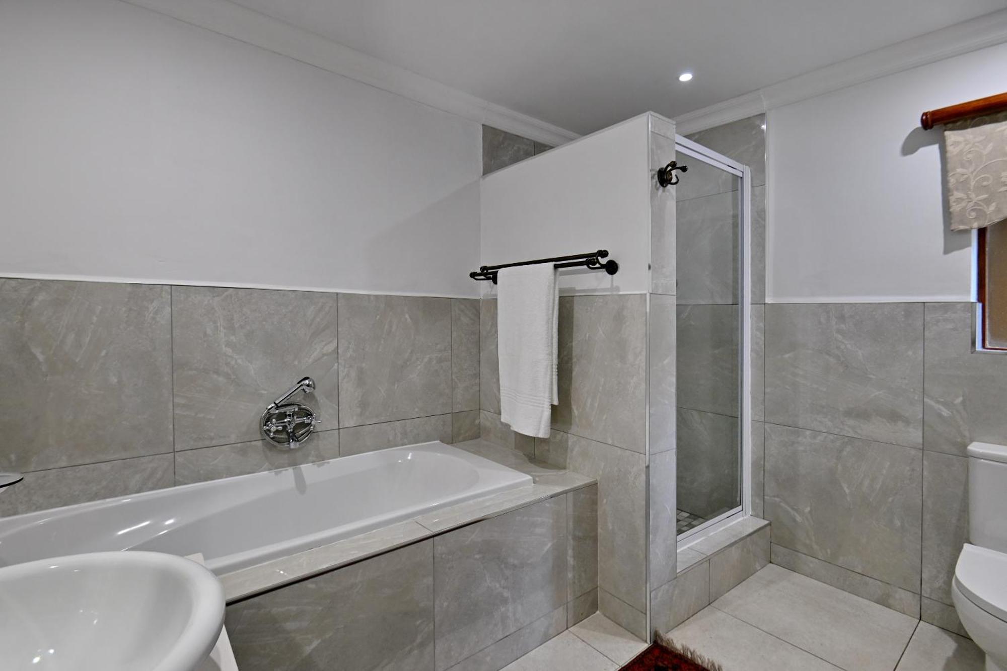 Black Eagle Hotel & Spa Roodepoort Rum bild