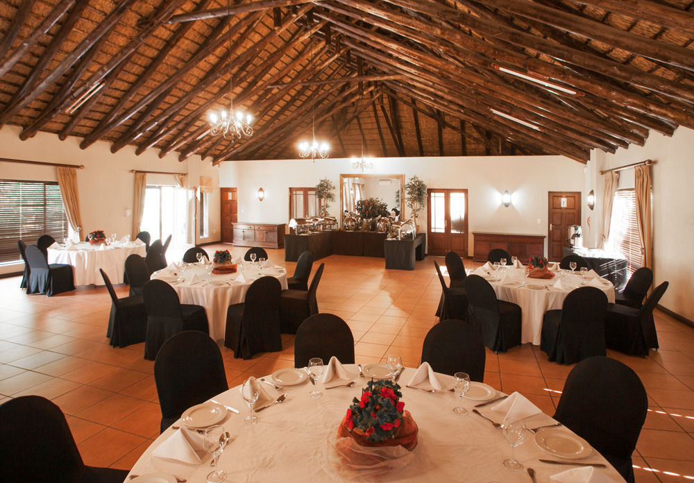 Black Eagle Hotel & Spa Roodepoort Exteriör bild